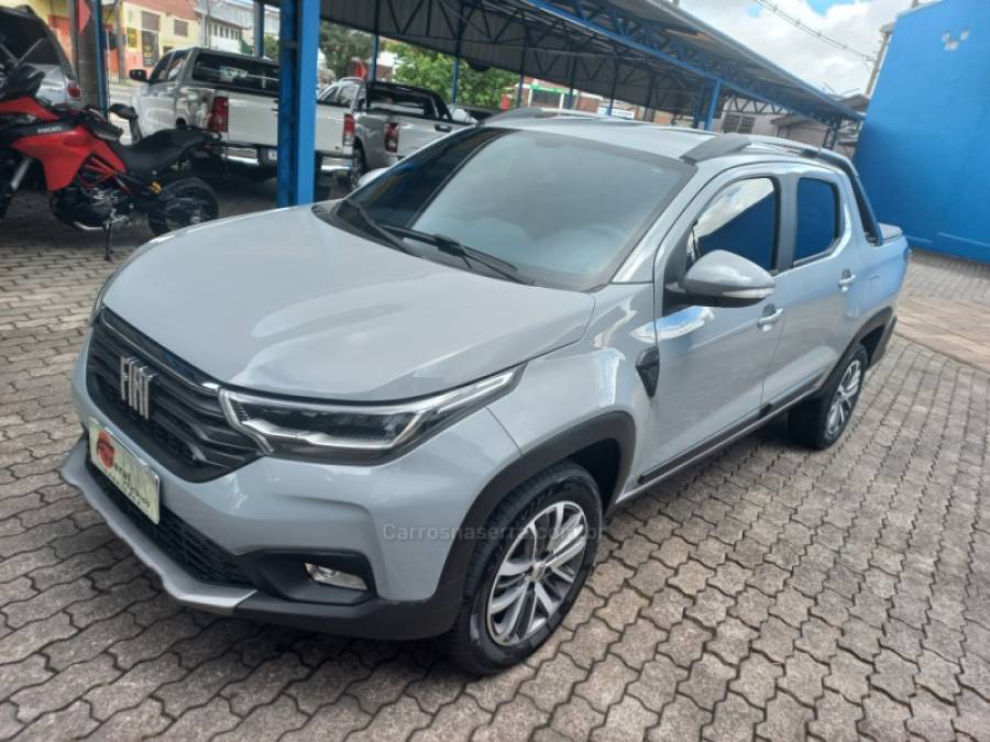FIAT - STRADA - 2023/2023 - Cinza - R$ 116.990,00