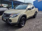 MITSUBISHI - L200 TRITON - 2022/2023 - Bege - R$ 205.451,00