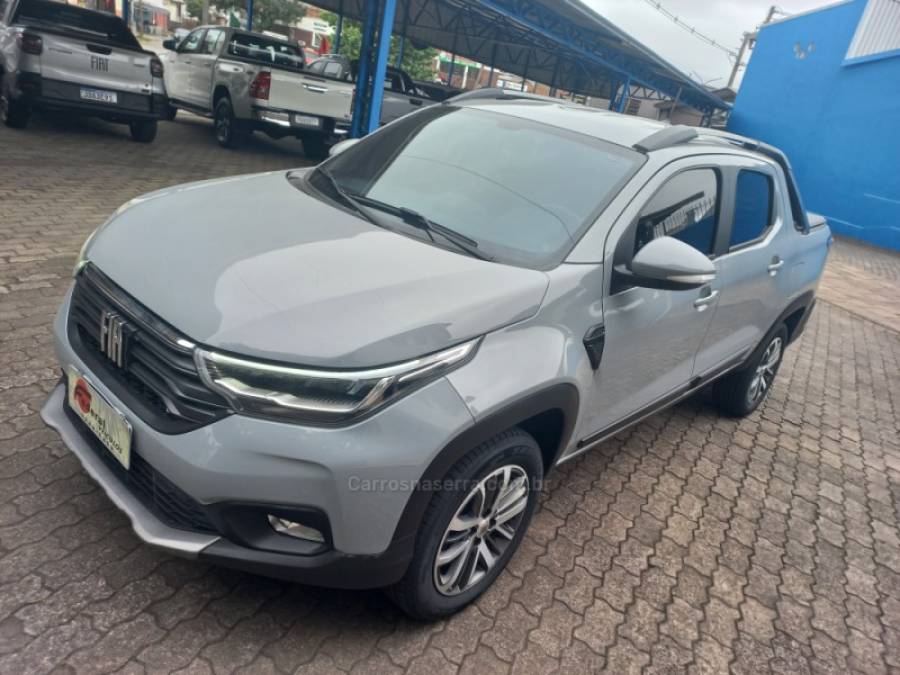 FIAT - STRADA - 2023/2023 - Cinza - R$ 116.990,00