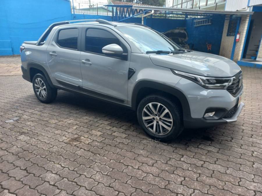 FIAT - STRADA - 2023/2023 - Cinza - R$ 116.990,00