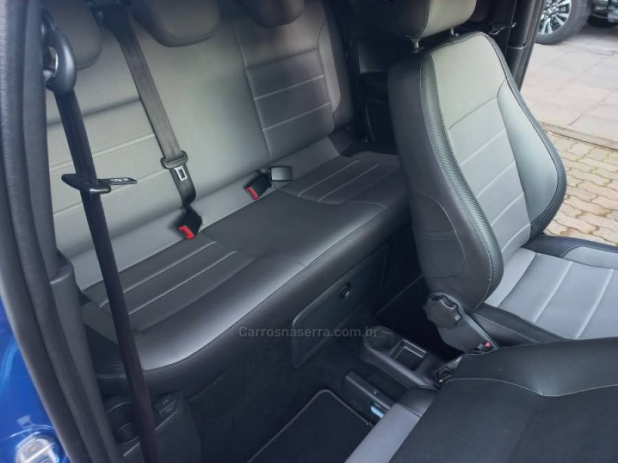 VOLKSWAGEN - SAVEIRO - 2017/2017 - Azul - R$ 77.500,00