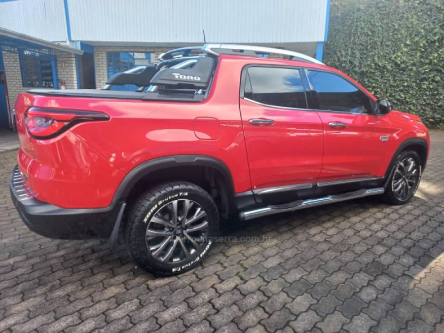 FIAT - TORO - 2022/2022 - Vermelha - R$ 139.900,00