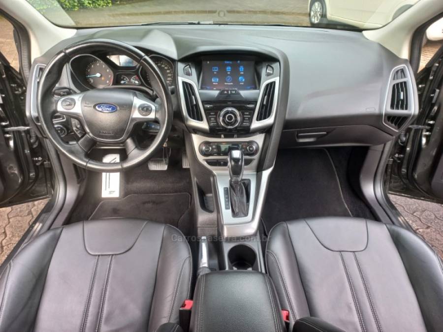 FORD - FOCUS - 2015/2015 - Cinza - R$ 55.900,00