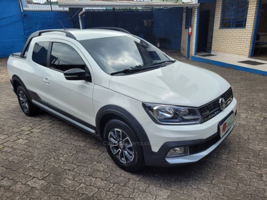 VOLKSWAGEN - SAVEIRO - 2019/2019 - Branca - R$ 85.900,00