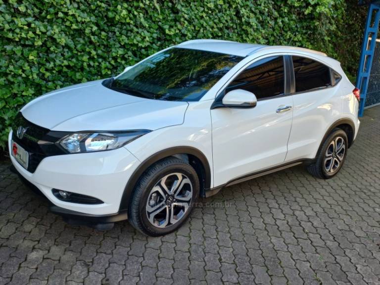 HONDA - HR-V - 2016/2016 - Branca - R$ 88.500,00