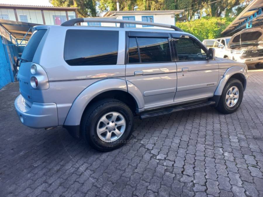 MITSUBISHI - PAJERO SPORT - 2009/2009 - Prata - R$ 62.000,00