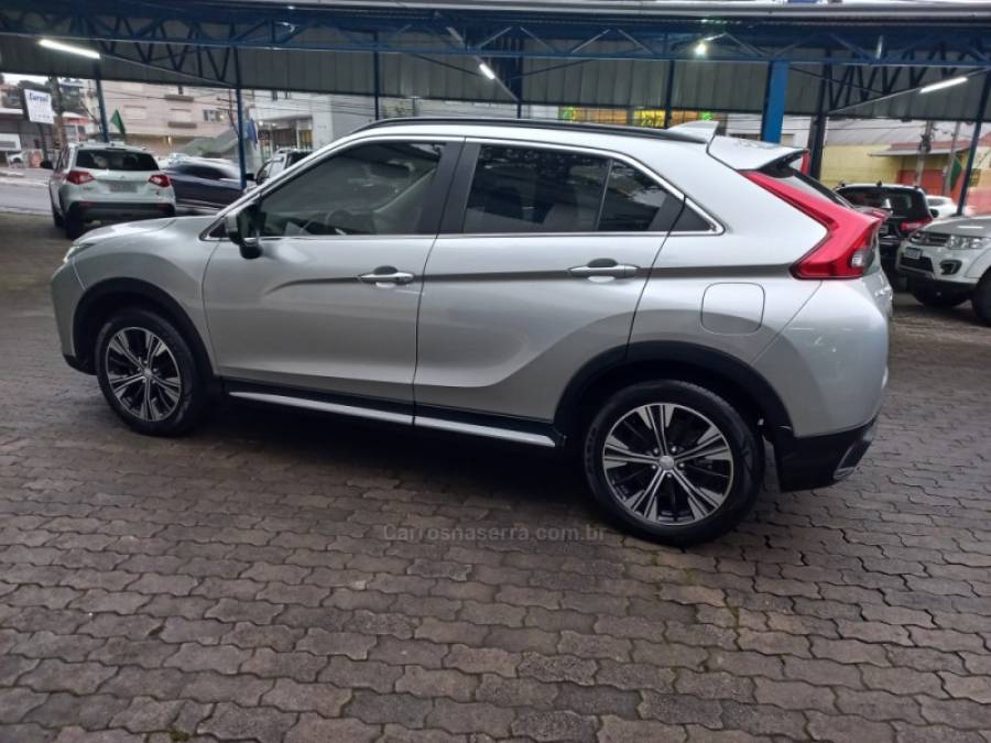 MITSUBISHI - ECLIPSE CROSS - 2019/2019 - Prata - R$ 121.990,00