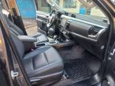 TOYOTA - HILUX - 2023/2023 - Cinza - R$ 265.990,00