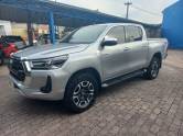 TOYOTA - HILUX - 2021/2021 - Prata - R$ 235.000,00