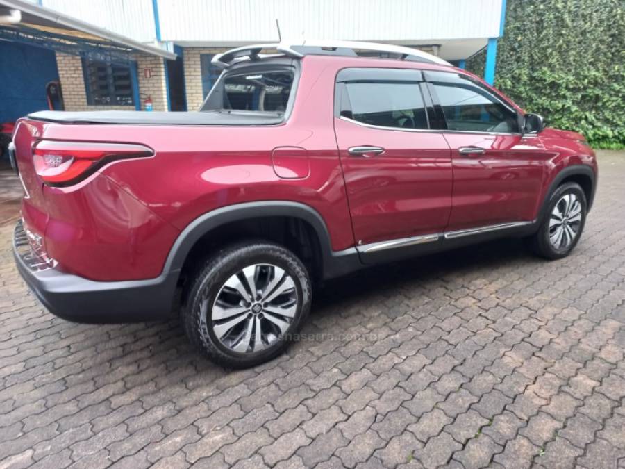 FIAT - TORO - 2022/2022 - Vermelha - R$ 145.990,00