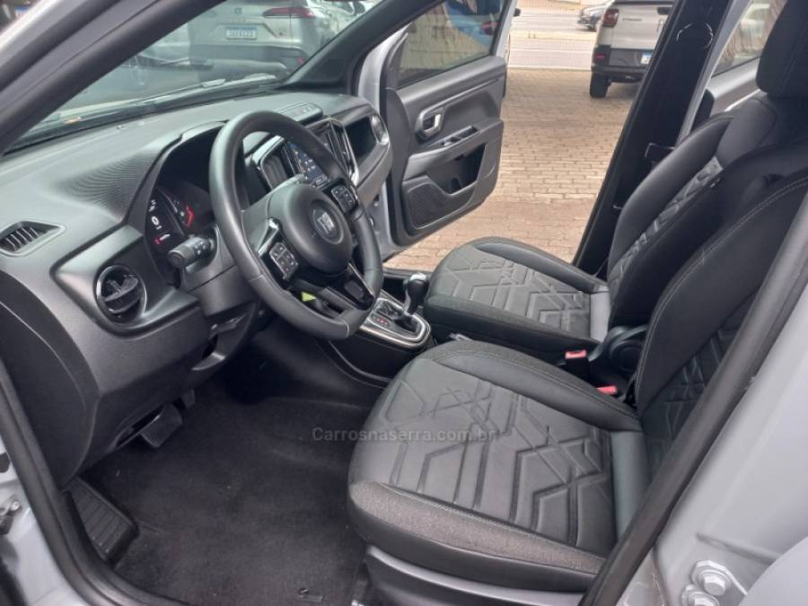 FIAT - STRADA - 2023/2023 - Cinza - R$ 115.990,00