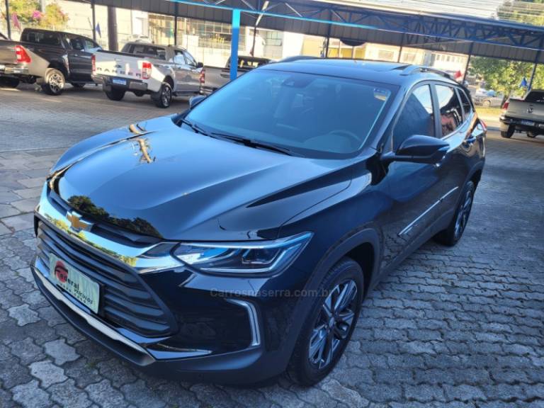 CHEVROLET - TRACKER - 2022/2022 - Preta - R$ 105.990,00