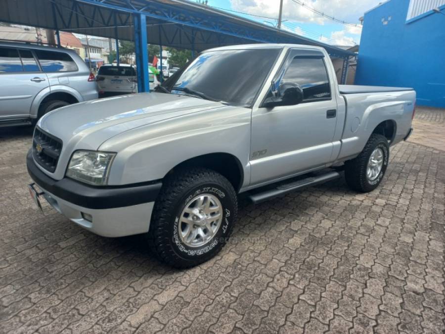 CHEVROLET - S10 - 2002/2003 - Prata - R$ 66.000,00