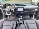 TOYOTA - HILUX - 2021/2021 - Prata - R$ 235.000,00
