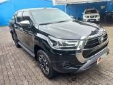 TOYOTA - HILUX - 2023/2023 - Preta - R$ 265.000,00