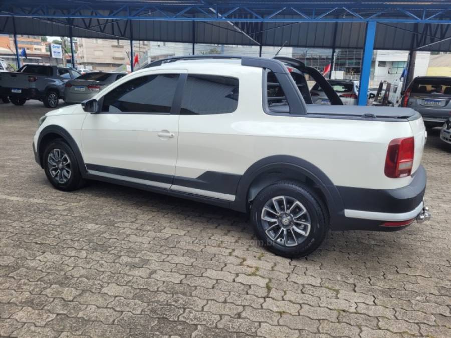 VOLKSWAGEN - SAVEIRO - 2019/2019 - Branca - R$ 85.900,00