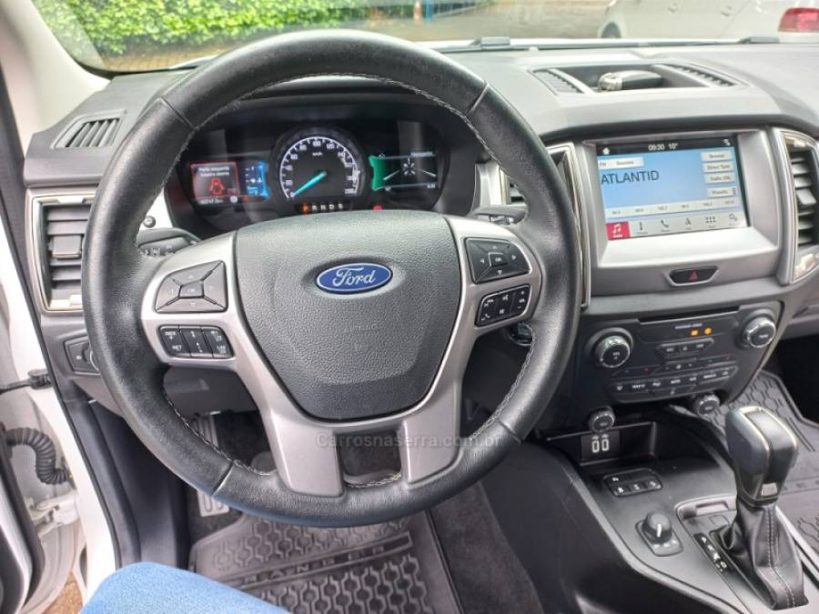 FORD - RANGER - 2021/2021 - Branca - R$ 176.000,00
