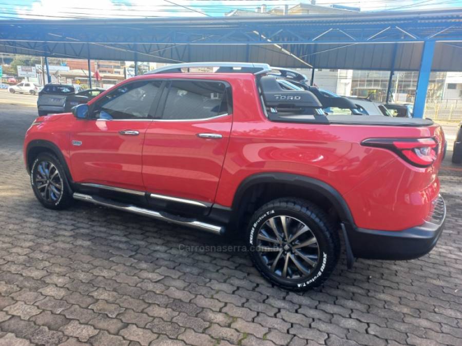 FIAT - TORO - 2022/2022 - Vermelha - R$ 139.900,00