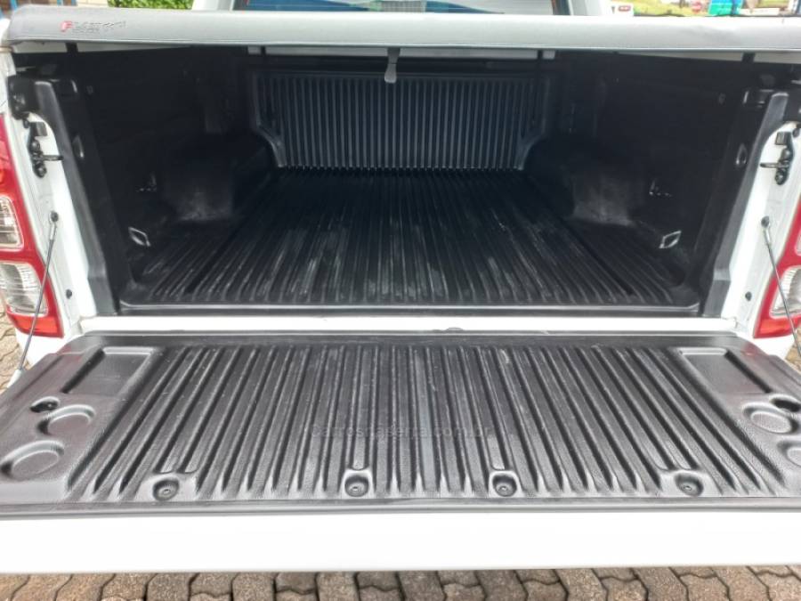 FORD - RANGER - 2021/2021 - Branca - R$ 176.000,00