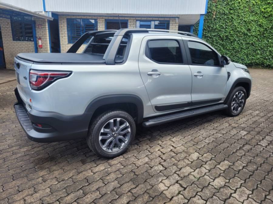 FIAT - STRADA - 2025/2025 - Prata - R$ 129.900,00