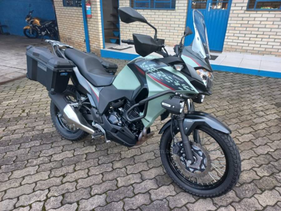 KAWASAKI - VERSYS 300X TOURER - 2023/2023 - Verde - R$ 35.500,00