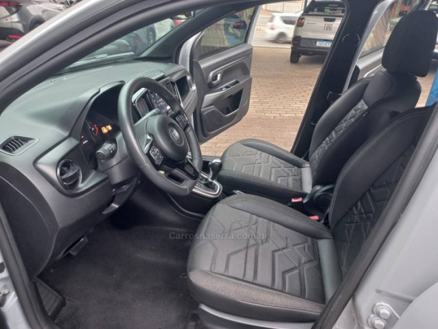 FIAT - STRADA - 2023/2023 - Cinza - R$ 116.990,00