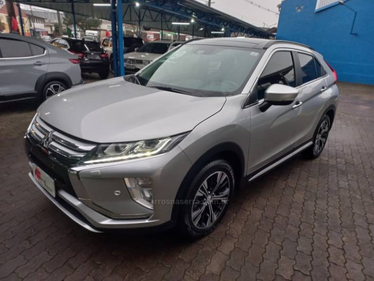 MITSUBISHI - ECLIPSE CROSS - 2019/2019 - Prata - R$ 119.990,00