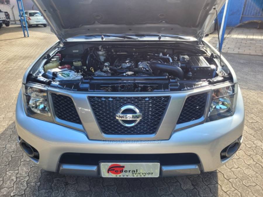 NISSAN - FRONTIER - 2016/2016 - Prata - R$ 120.000,00