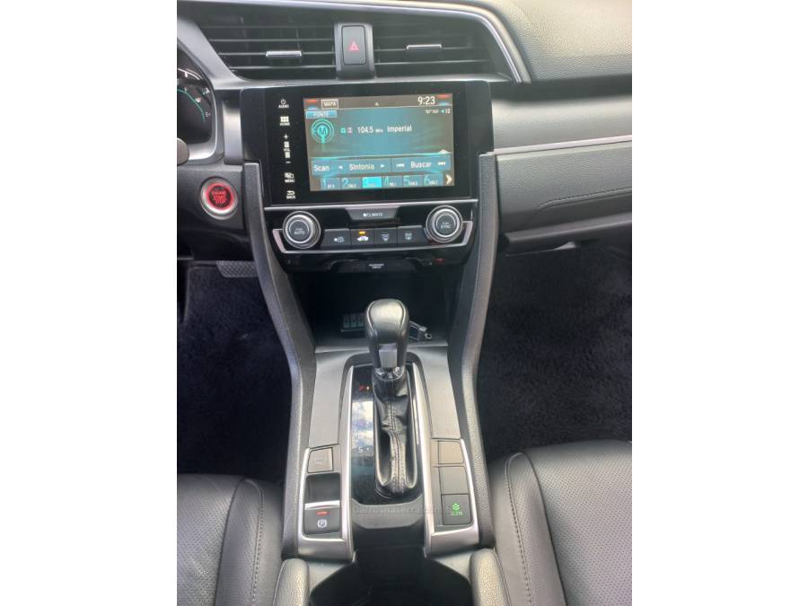 HONDA - CIVIC - 2020/2020 - Prata - R$ 125.900,00