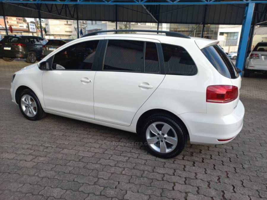 VOLKSWAGEN - SPACEFOX - 2018/2018 - Branca - R$ 57.500,00