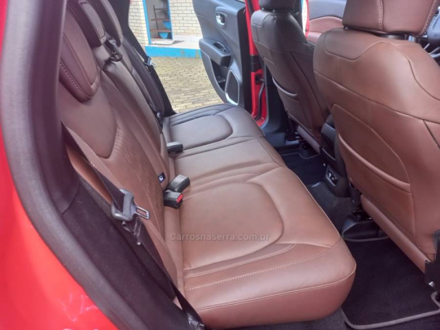 FIAT - TORO - 2022/2022 - Vermelha - R$ 139.900,00