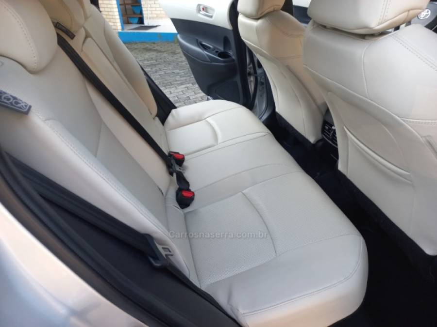 TOYOTA - COROLLA - 2022/2022 - Prata - R$ 150.990,00
