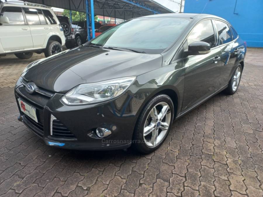 FORD - FOCUS - 2015/2015 - Cinza - R$ 55.900,00