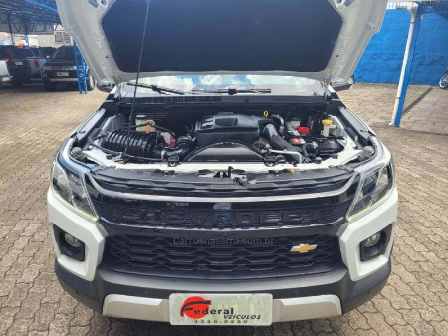 CHEVROLET - S10 - 2022/2022 - Branca - R$ 219.990,00