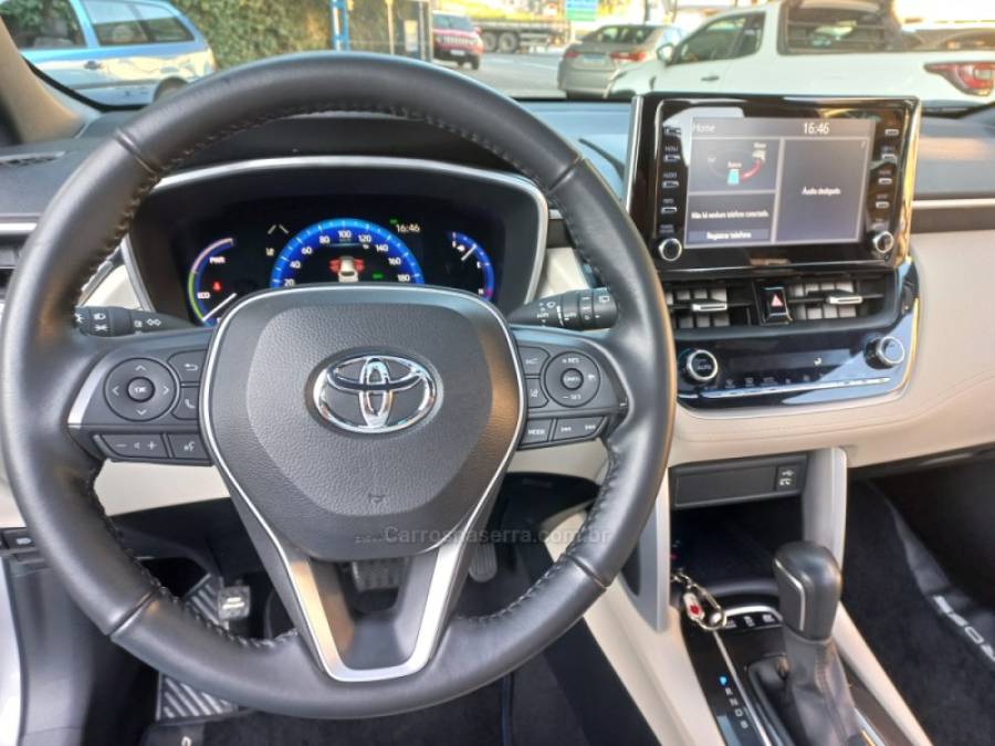 TOYOTA - COROLLA - 2022/2022 - Prata - R$ 150.990,00