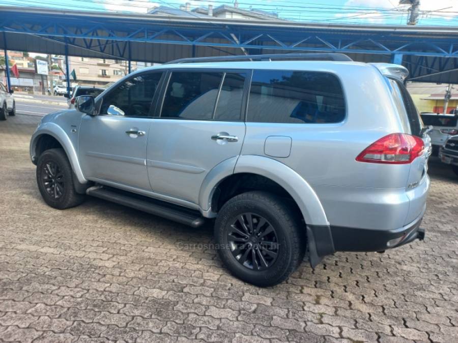 MITSUBISHI - PAJERO DAKAR - 2016/2016 - Prata - R$ 102.990,00